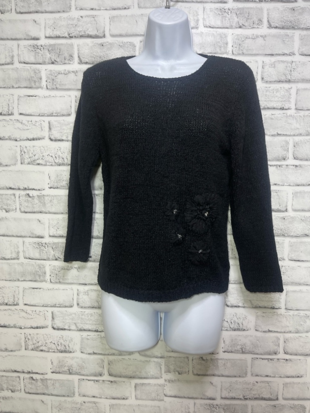 Vintage Escapade Black Floral Beaded Appliqué Sweater Small